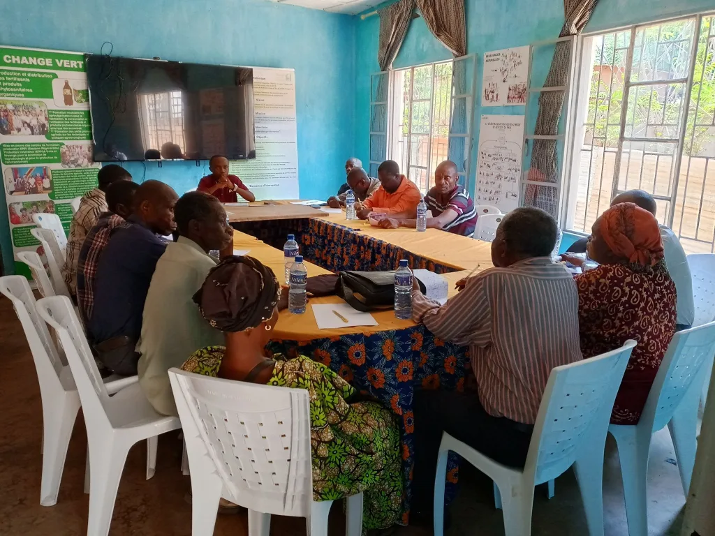 Le Comité de Suivi des Engagements pour l&rsquo;accès aux ressources d&rsquo;Uvira tient une réunion stratégique avec l&rsquo;association pour l&rsquo;irrigation Apaini.
